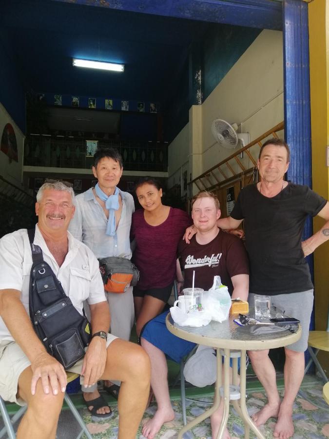 Banphe​ Hostel 외부 사진